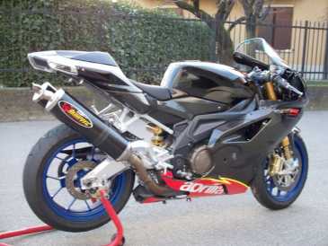Photo: Sells Motorbike 1000 cc - APRILIA - RSV R