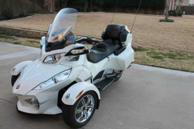 Photo: Sells Motorbike 10821 cc - CAN-AM - SPYDER RT LIMITED