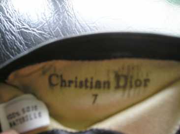 Photo: Sells Accessory Women - CHRISTIAN DIOR - TAILLE 7