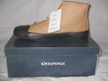Photo: Sells Shoes Men - SUPERGA