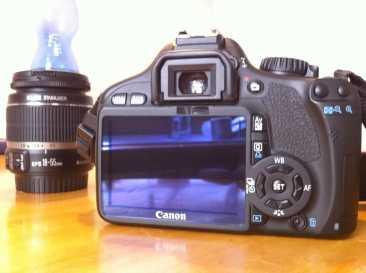 Photo: Sells Camera CANON - EOS 550D