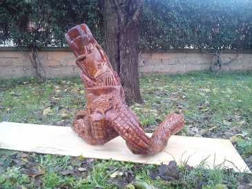 Photo: Sells Statue Wood - Contemporary
