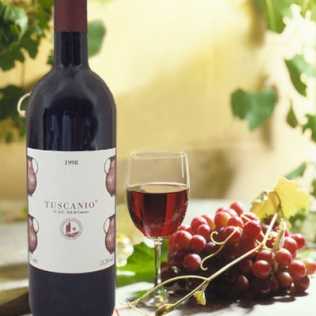 Photo: Sells Wines Red - Sangiovese - Italy