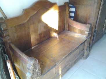 Photo: Sells Furniture MEURISIER - VAISSELIER