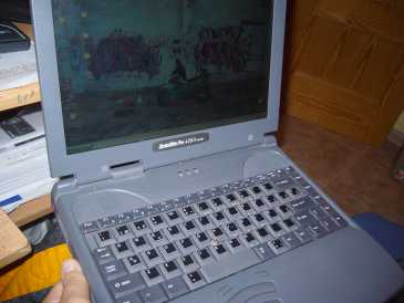 Photo: Sells Laptop computer TOSHIBA - SATELLITE PRO 4200 SERIES