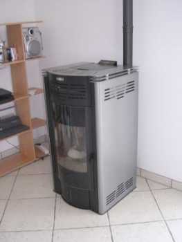 Photo: Sells Electric household appliance PROLINE - POELE A GRANULES DE BOIS