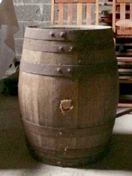 Photo: Sells Collection objects WOODEN BARREL