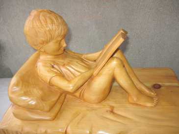 Photo: Sells Statue Wood - APPRENDERE - Contemporary