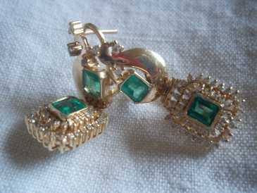 Photo: Sells 5 Preciouss jewels With emerald - Women