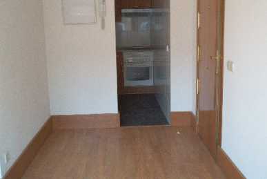 Photo: Rents Apartment 40 m2 (431 ft2)