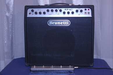 Photo: Sells Amplifier BRUNETTI - AMPLIFICATORE COMBO BRUNETTI MC2 , 60 WATT
