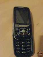 Photo: Sells Cell phone SAMSUNG - S400I