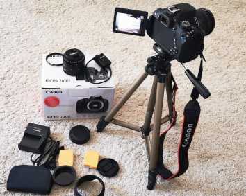 Photo: Sells Camera CANON - EOS700