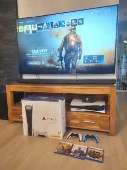 Photo: Sells Gaming console SONY - PLAYSTATION 5