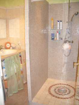 Photo: Sells 2 bedrooms apartment 57 m2 (614 ft2)