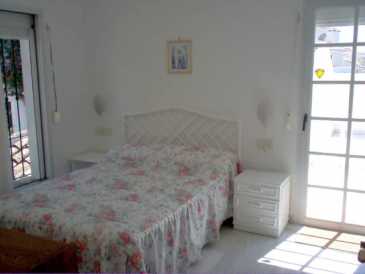 Photo: Rents 1 bedroom apartment 96 m2 (1,033 ft2)