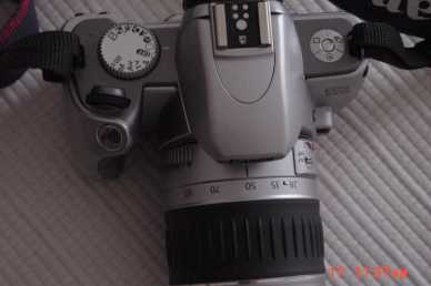 Photo: Sells Camera CANON - CANON EOS 300_V