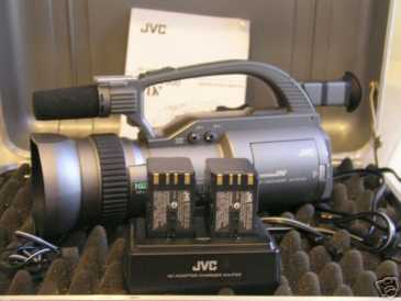 Photo: Sells DVD, VHS and laserdisc JVC GY DV300U 13 3-CCD DV PROFESSIONAL CAMCORDER
