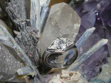 Photo: Sells Ring With diamond - Women - ANILLO CON DIAMANTES - ANILLO ORO BLANCON CON DIAMANTES