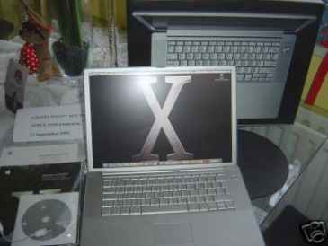 Photo: Sells Laptop computer APPLE - PowerBook