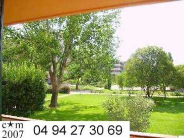 Photo: Sells 2 bedrooms apartment 70 m2 (753 ft2)