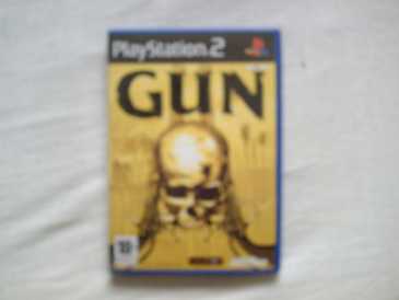 Photo: Sells Video game ACTIVISION - PLAYSTATION 2 - GUN