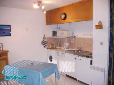 Photo: Rents 1 bedroom apartment 26 m2 (280 ft2)