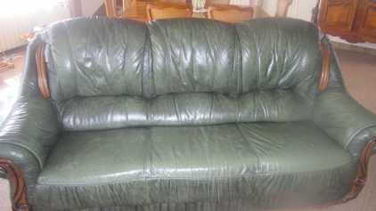 Photo: Sells 3 Sofas fors 3