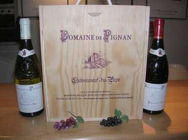Photo: Sells Wine Red - Grenache - France - Valley of the Rhone - Southerner