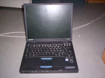 Photo: Sells Laptop computer COMPAQ - COMPAQ