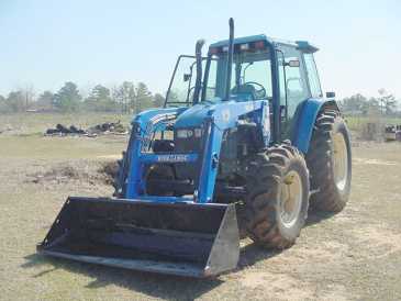 Photo: Sells Agricultural vehicle NEW HOLLAND - TS115