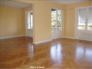 Photo: Rents 2 bedrooms apartment 99 m2 (1,066 ft2)