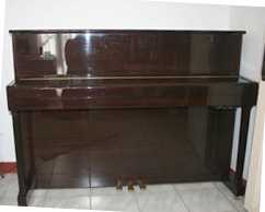 Photo: Sells Upright / vertical piano YAMAHA - SERIE P SILENT