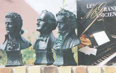 Photo: Sells Art object MOZART WAGNER BEETHOVEN