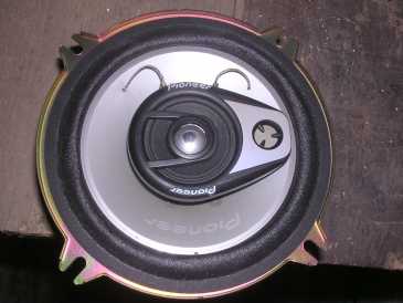 Photo: Sells Loudspeakers PIONEER