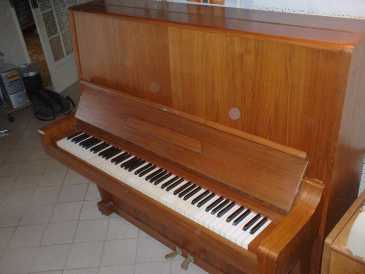 Photo: Sells Upright / vertical piano BIESE