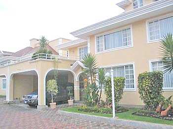 Photo: Sells House 330 m2 (3,552 ft2)