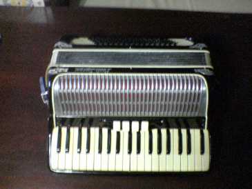 Photo: Sells Music instrument PAOLO SOPRANI