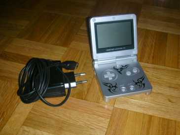 Photo: Sells Gaming console GAME BOY ADVANCE - GRIS