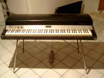 Photo: Sells Digital piano FENDER RHODES - RHODES MARK I STAGE PIANO 88 TASTI