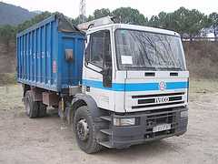 Photo: Gives for free Truck and utility IVECO - 3.8