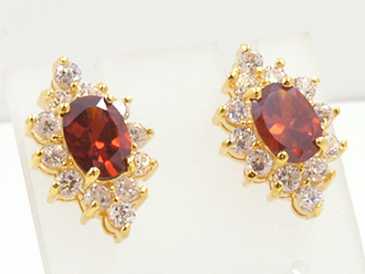 Photo: Sells Earrings With ruby - Women