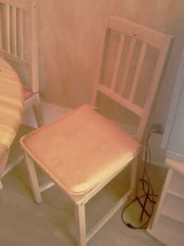 Photo: Sells 4 Chairs