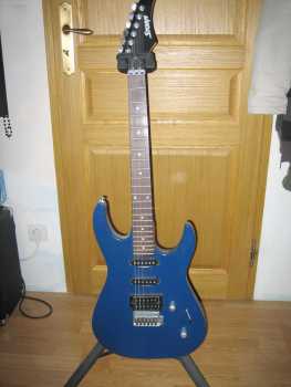 Photo: Sells Guitar STORM - PJ 200