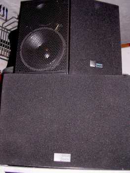 Photo: Sells Amplifiers MEYER SOUND - UPA E USW