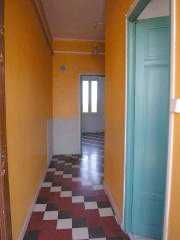 Photo: Sells 2 bedrooms apartment 43 m2 (463 ft2)