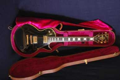 Photo: Sells 3 Guitars GIBSON - LES PAUL
