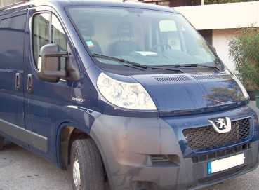 Photo: Sells Truck and utility PEUGEOT - 220 HDI