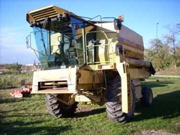 Photo: Sells Agricultural vehicle NEW HOLLAND - TX 34