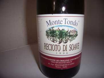 Photo: Sells Wine Italy